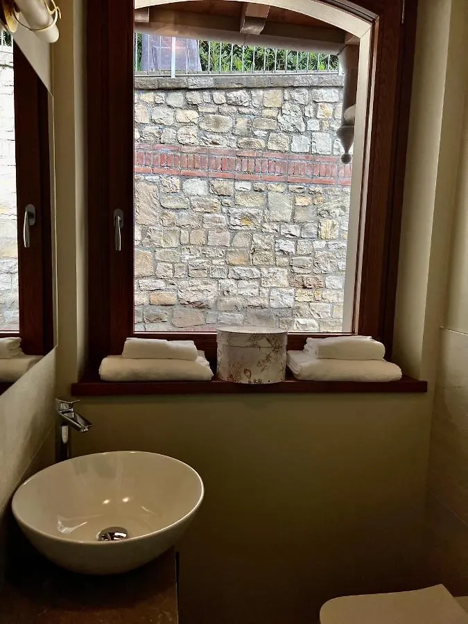 Apartment Holiday Homes Viadanica Italy