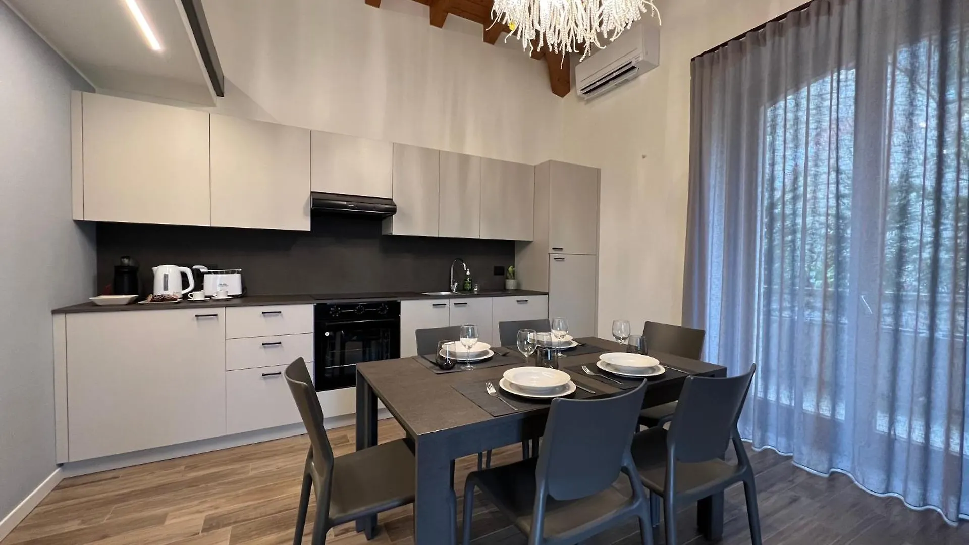Holiday Homes Viadanica Italy